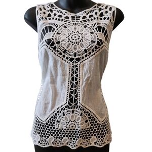 Crochet Cream Cut-out Sleeveless Tank Top - Xs
